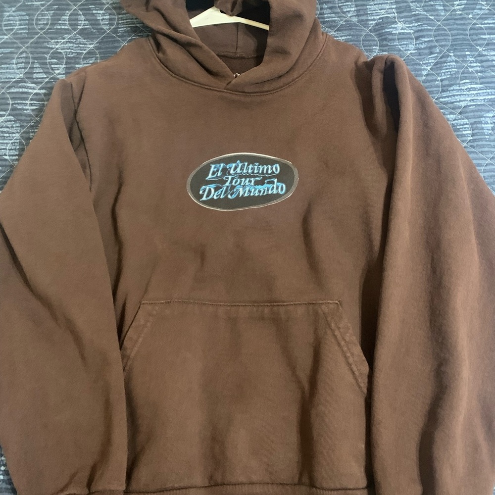 El ultimo tour del mundo bad bunny official tour merch